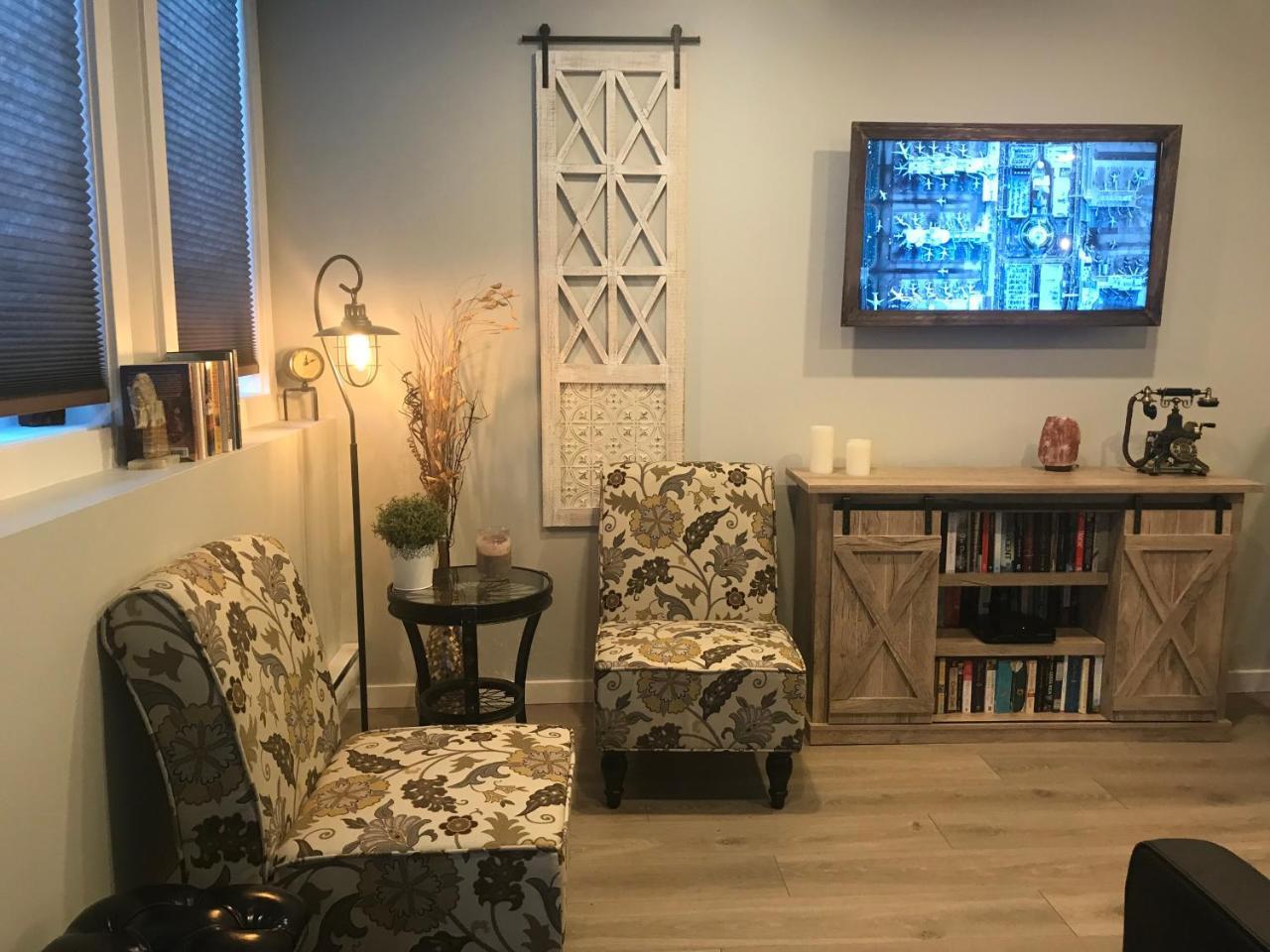 Home Sweet Condo Calgary Ngoại thất bức ảnh