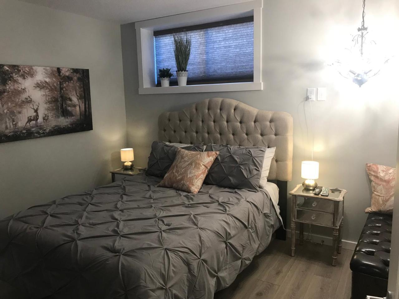 Home Sweet Condo Calgary Ngoại thất bức ảnh