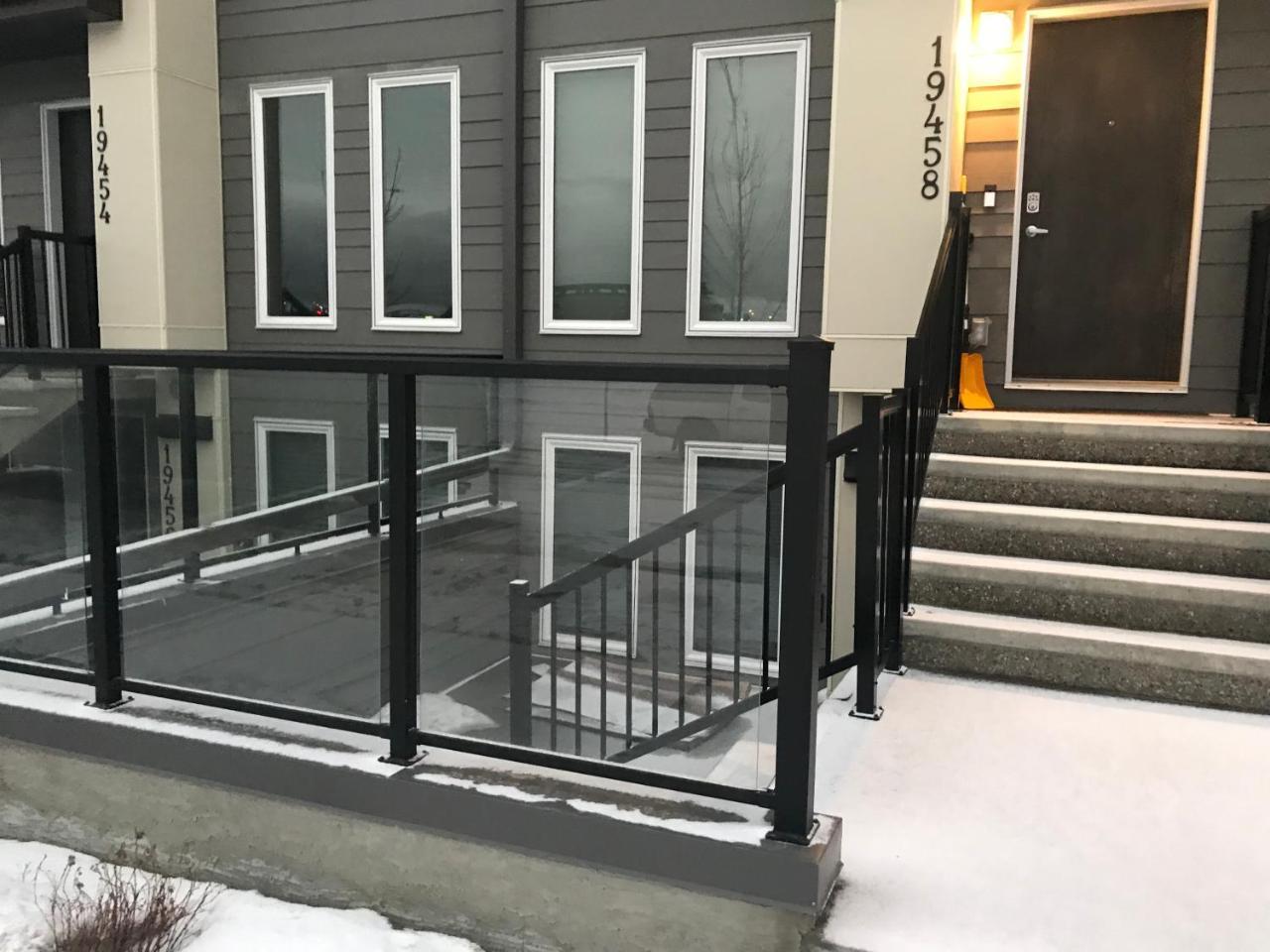 Home Sweet Condo Calgary Ngoại thất bức ảnh