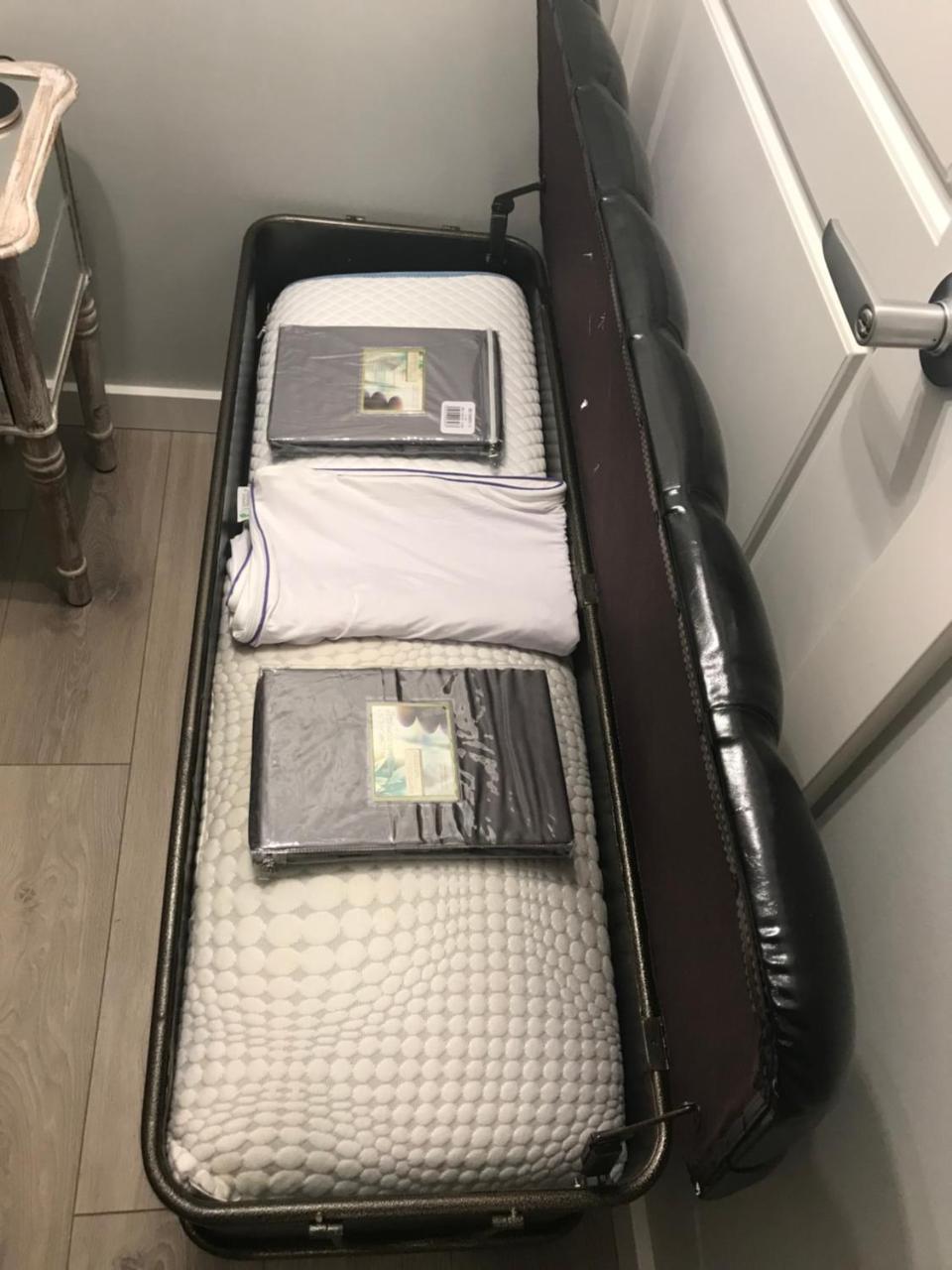 Home Sweet Condo Calgary Ngoại thất bức ảnh